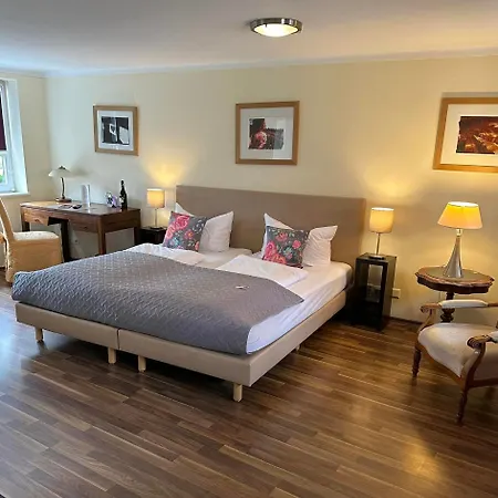 Heinrichs Winery Bed & Breakfast 3*